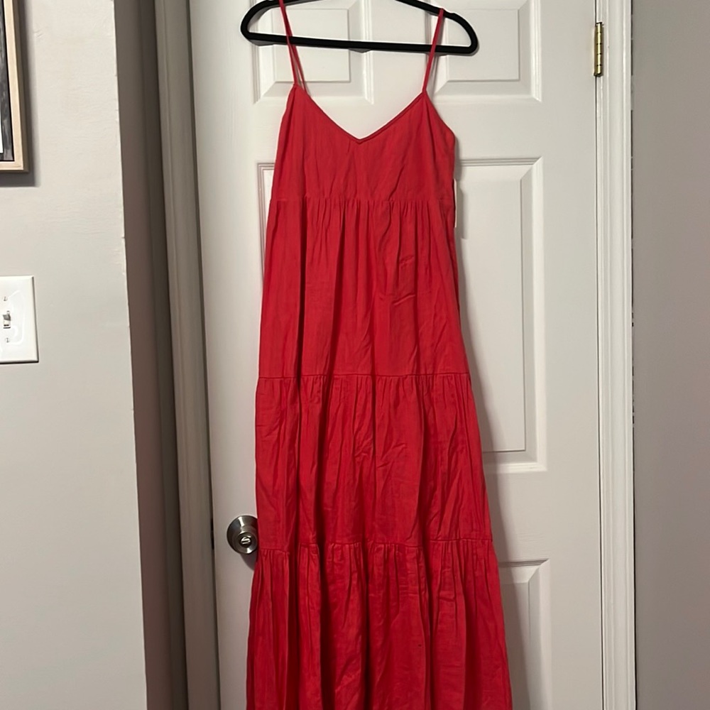 NWT Billabong: Maxi dress, fuscia; size Large